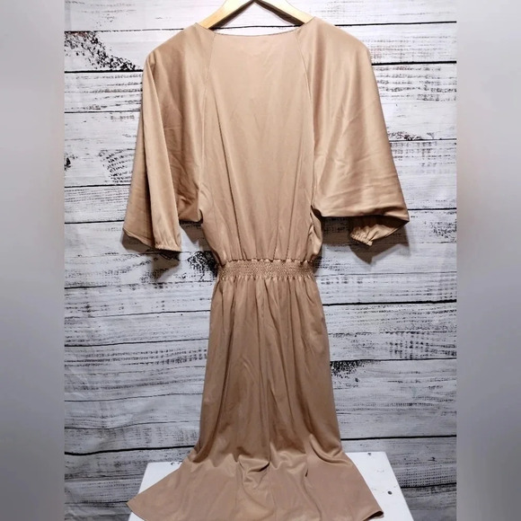 Slip Dress in Tan size‎ 9 Vintage 60's Neutral Feminine Flowy - Picture 6 of 6